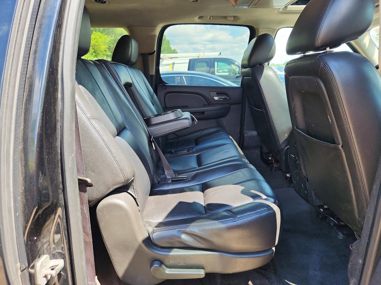 2013 Chevrolet Suburban K1500 Lt Black vin: 1GNSKJE70DR106116