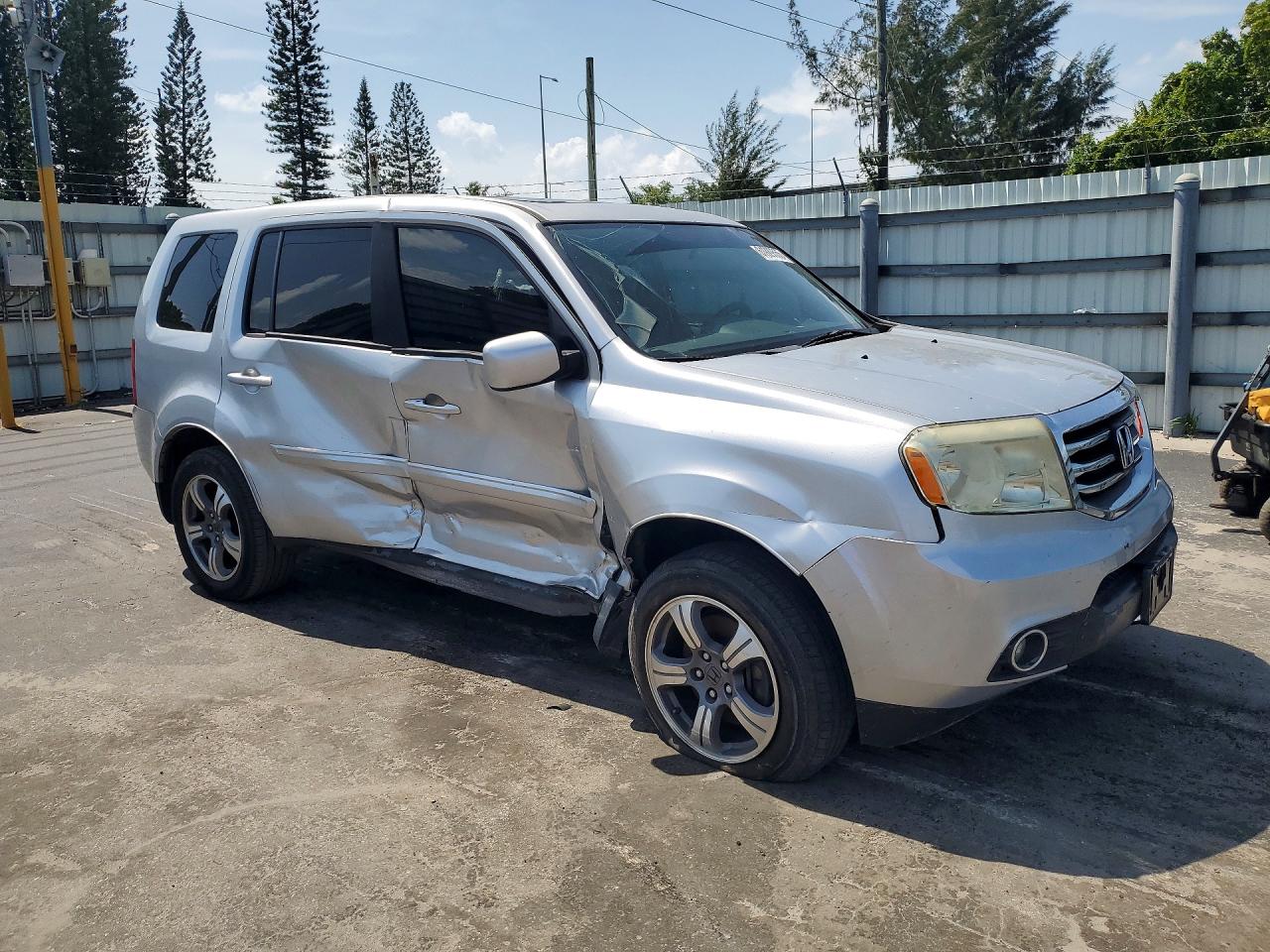 2015 Honda Pilot Se Silver vin: 5FNYF3H37FB020161