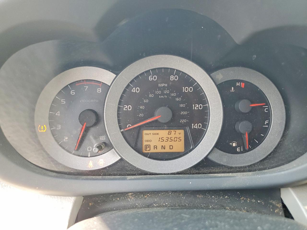 2007 Toyota Rav4 Base White vin: JTMBD33V376047276