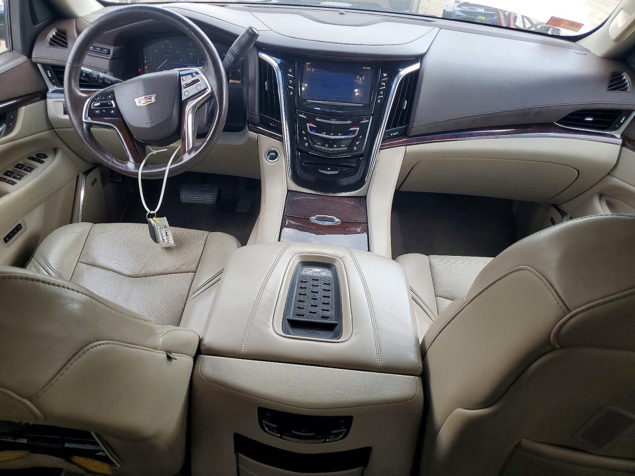 2015 Cadillac Escalade Luxury Белый vin: 1GYS4MKJ0FR527223