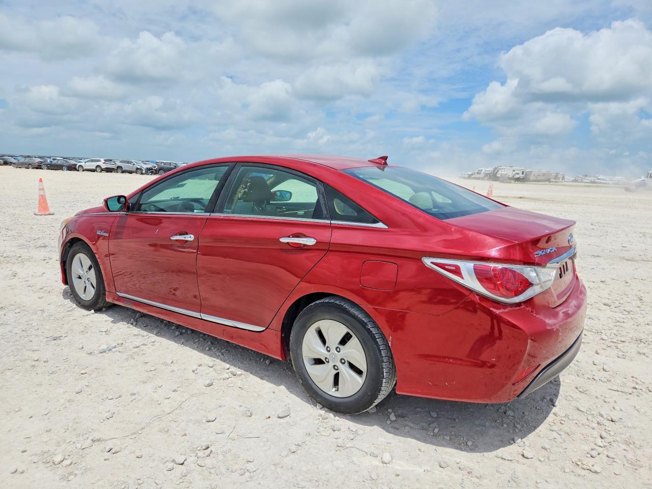 2013 Hyundai Sonata Hybrid Red vin: KMHEC4A4XDA066850