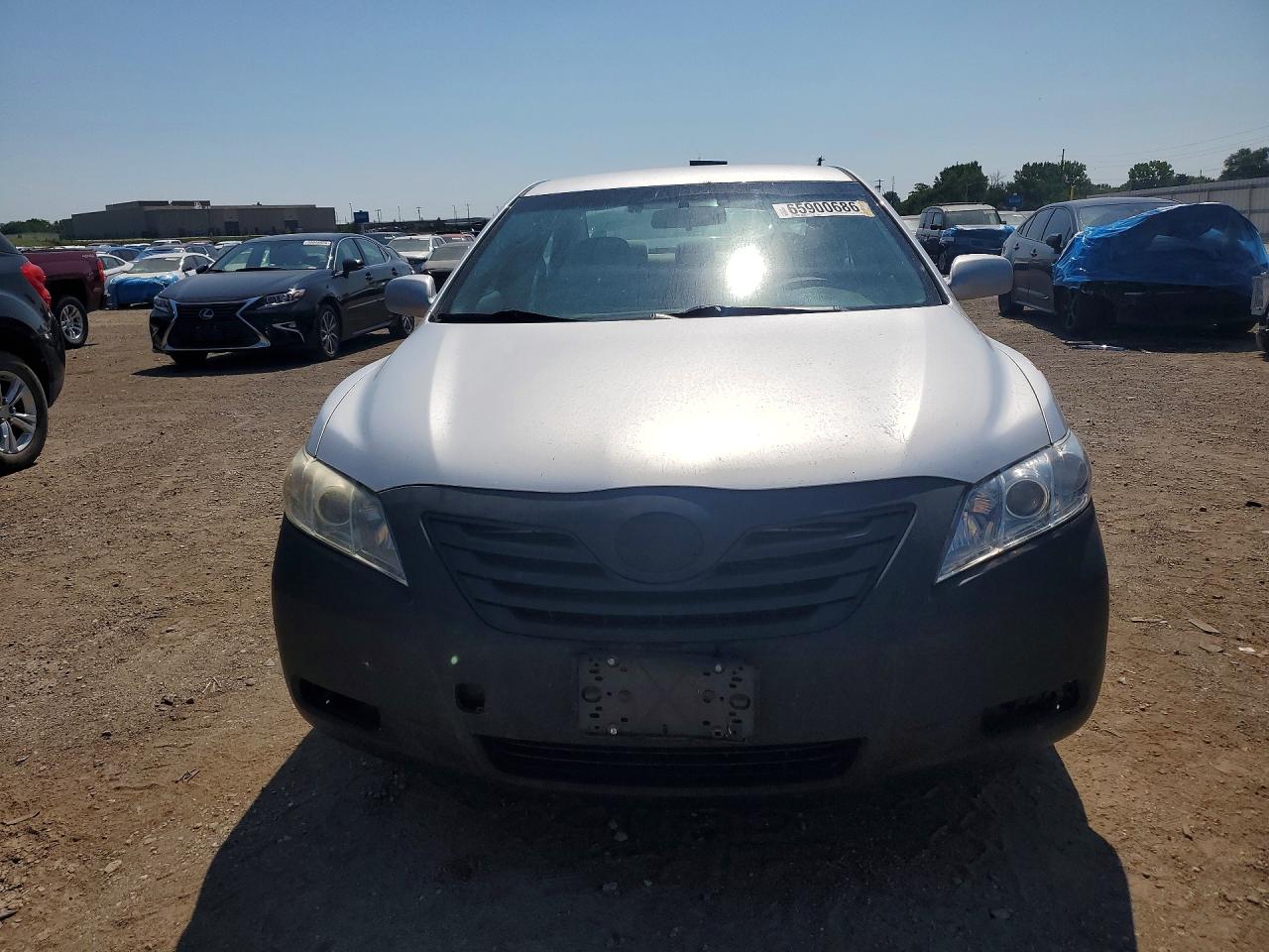 2009 Toyota Camry Le Silver vin: 4T4BE46K99R053720