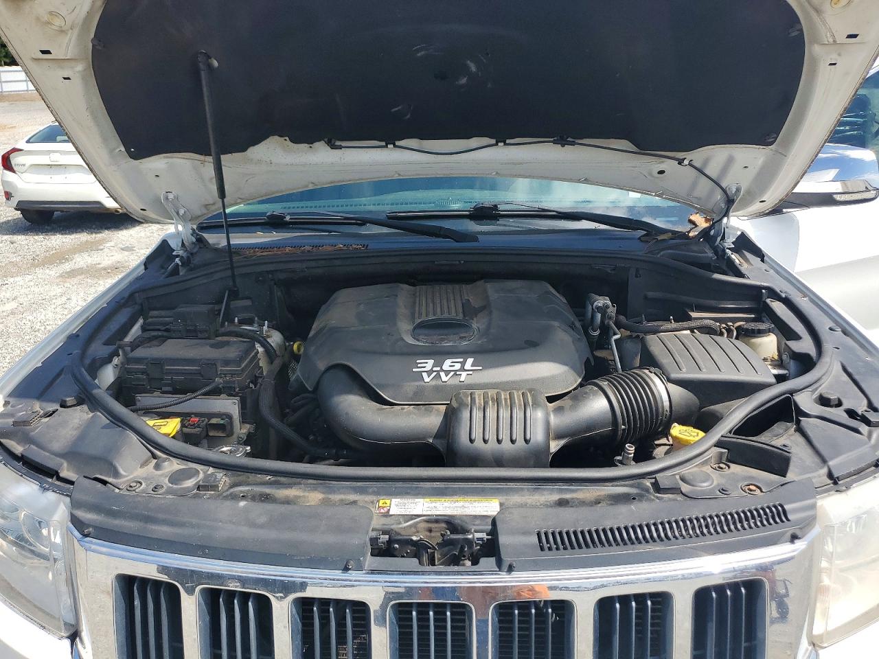 2013 Jeep Grand Cherokee Limited White vin: 1C4RJEBGXDC656691