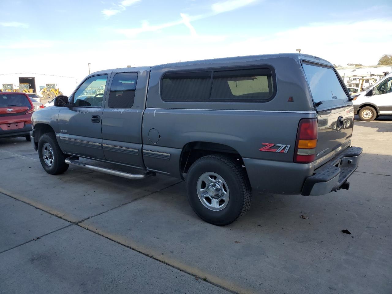 1999 Chevrolet Silverado K1500 Серебряный vin: 2GCEK19T9X1271320