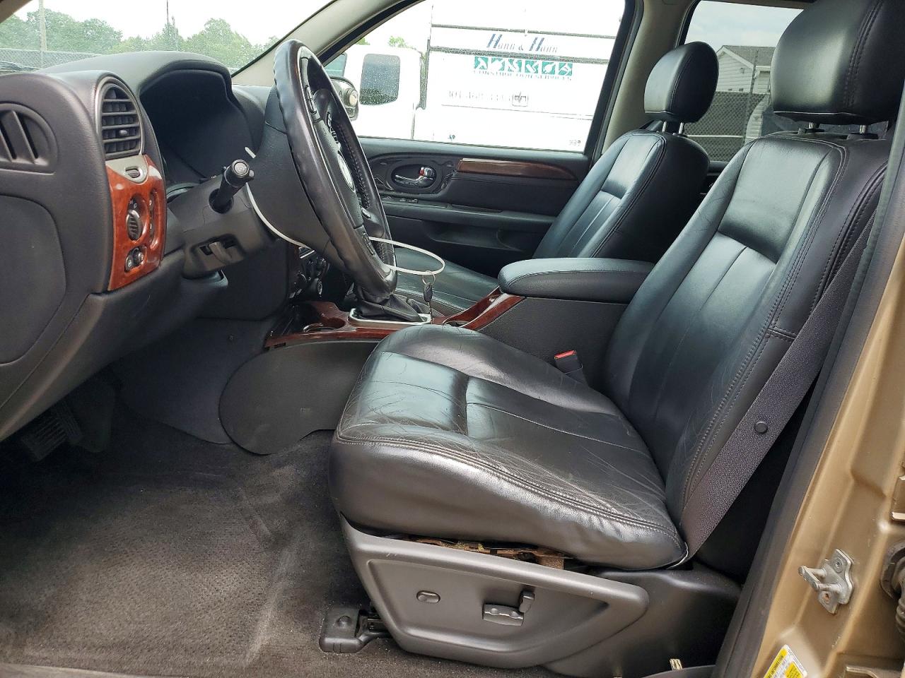 2006 Gmc Envoy Gold vin: 1GKDT13S662142415