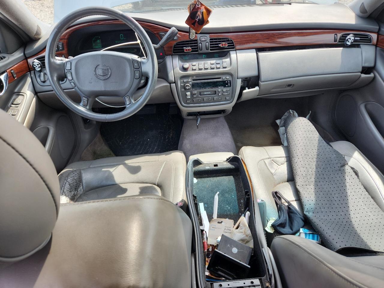 2005 Cadillac Deville Silver vin: 1G6KD54Y45U160167