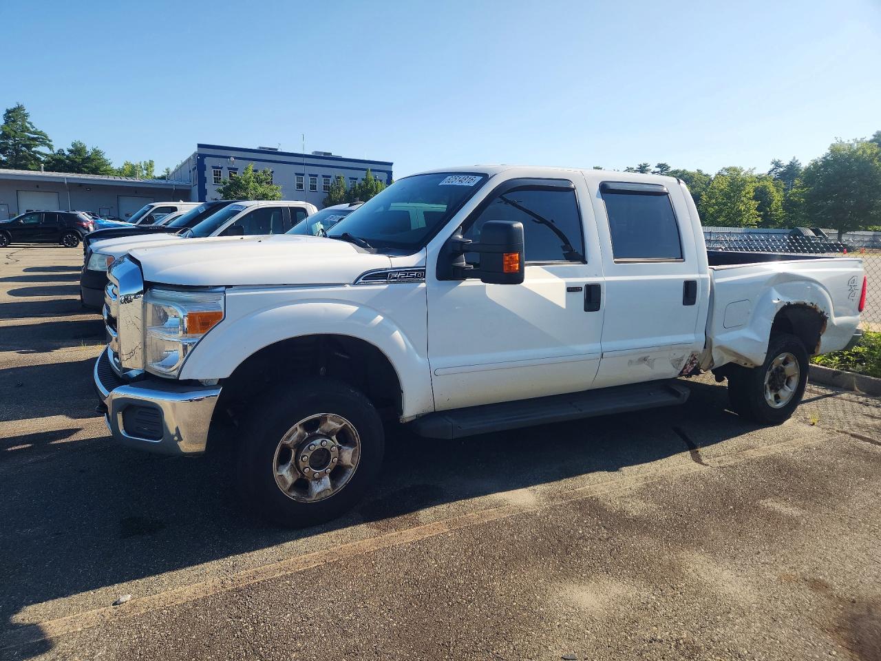 2011 Ford F250 Super Duty White vin: 1FT7W2B68BEC77088