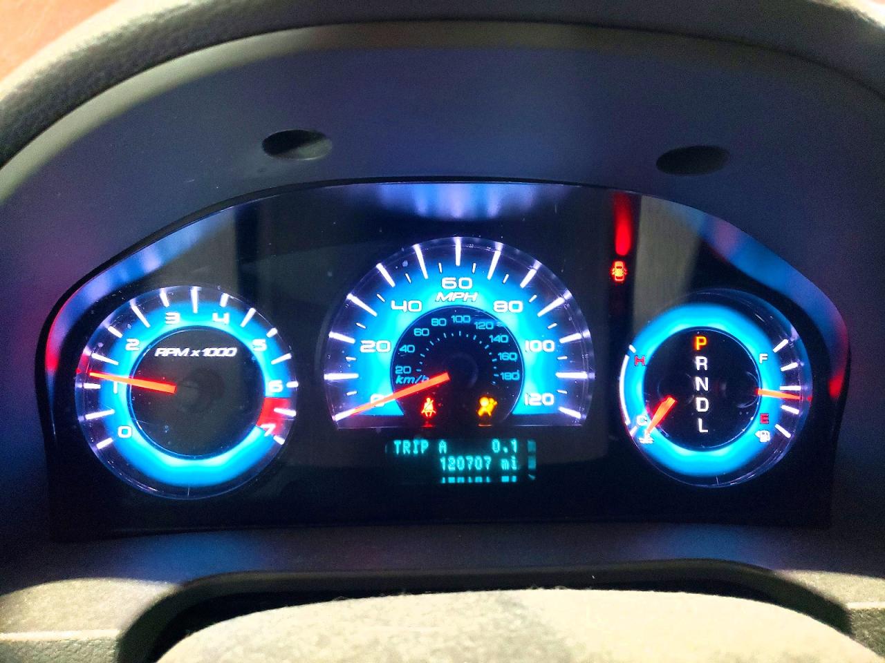 2012 Ford Fusion S Burgundy vin: 3FAHP0GA7CR202860