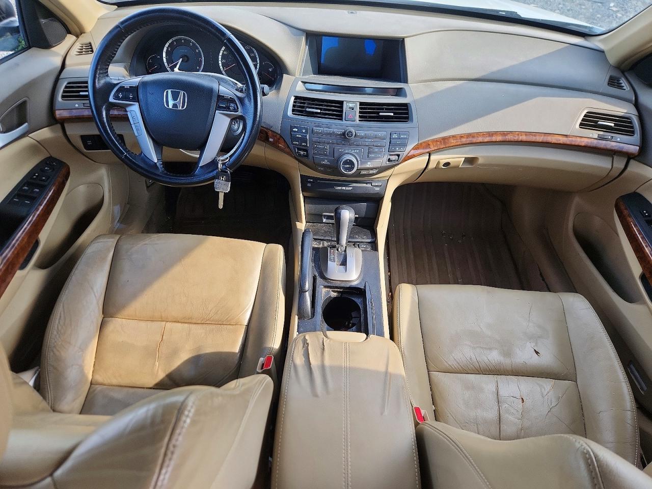 2008 Honda Accord Exl White vin: 1HGCP36828A084417