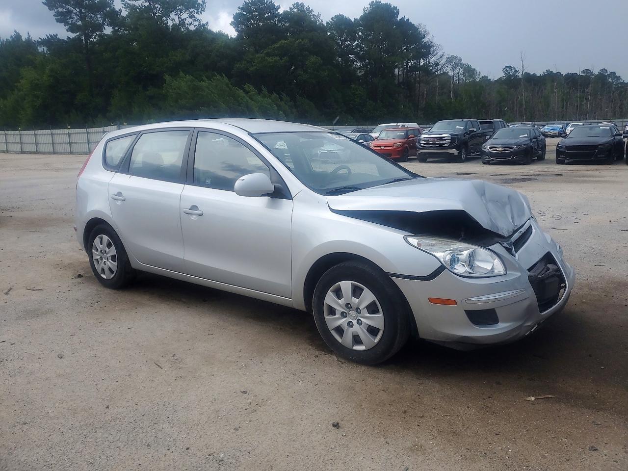 2011 Hyundai Elantra Touring Gls Silver vin: KMHDB8AE9BU087604
