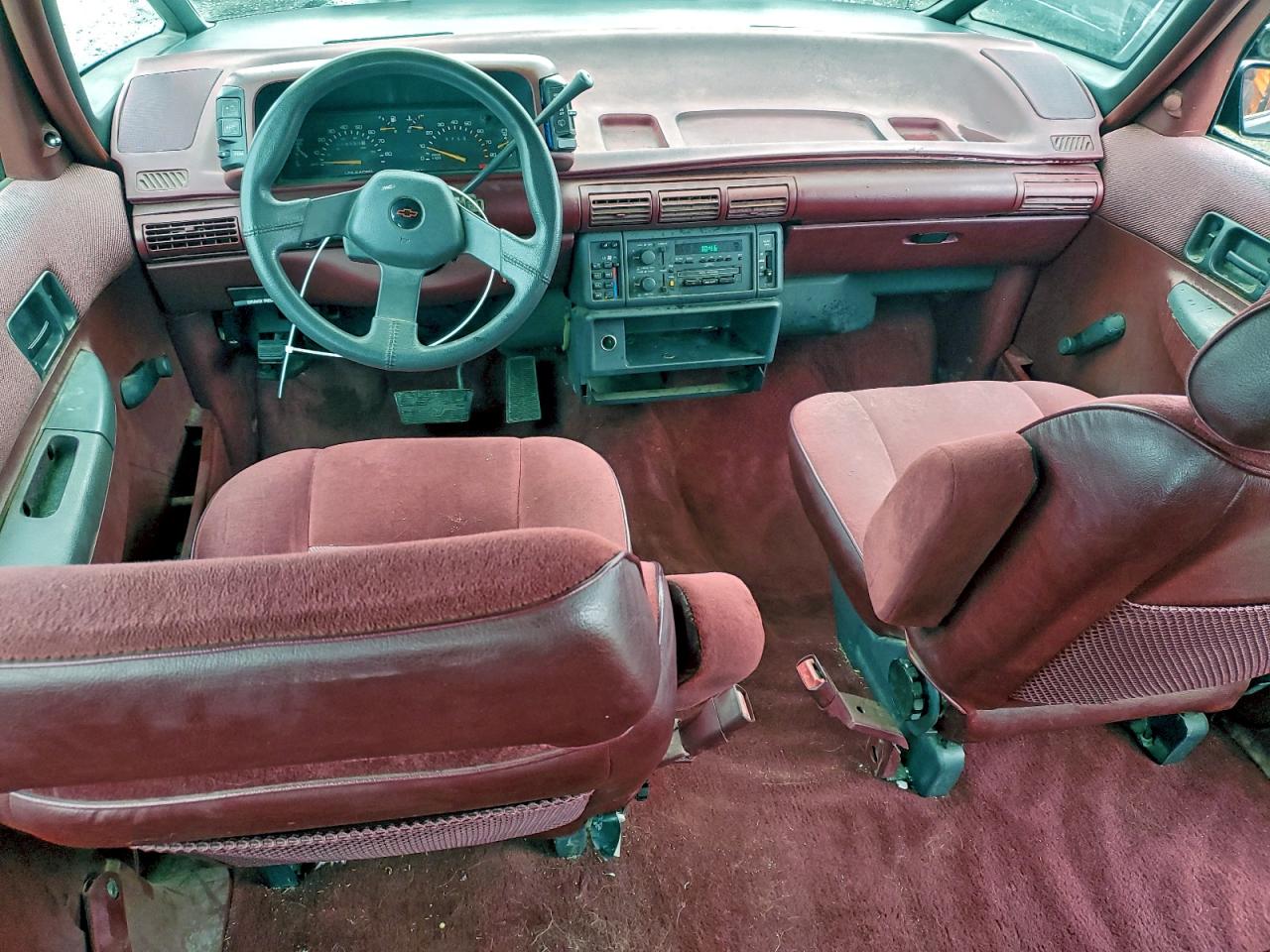 1990 Chevrolet Lumina Apv Бордовый vin: 1GNCU06D0LT141091