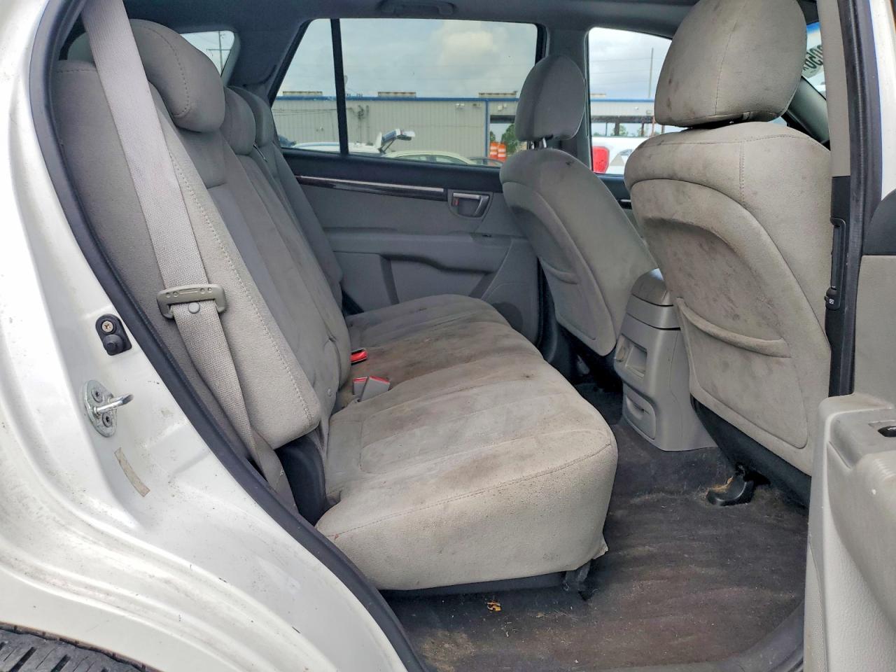 2009 Hyundai Santa Fe Gls White vin: 5NMSG13D79H320535