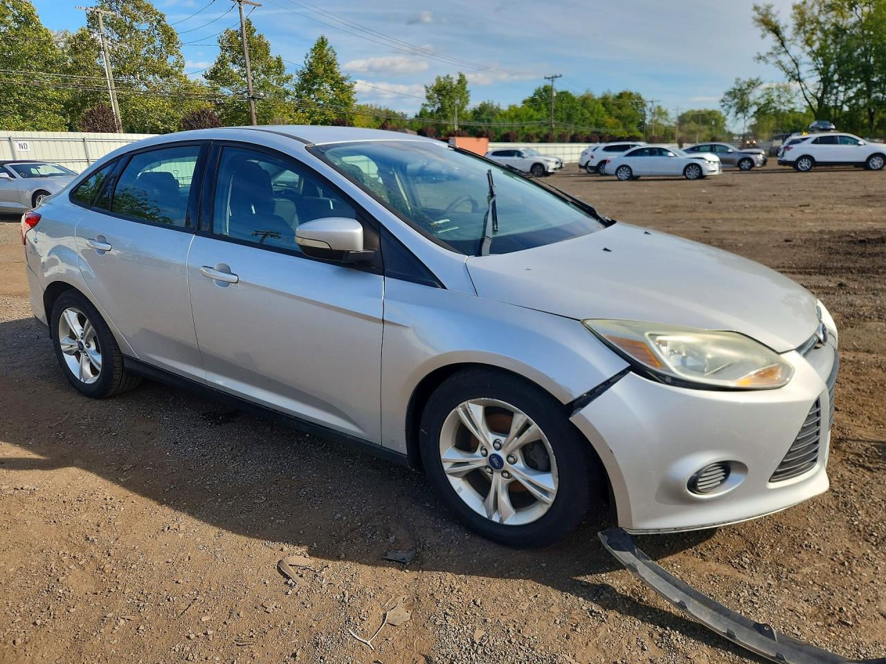2013 Ford Focus Se Серебряный vin: 1FADP3F26DL314866