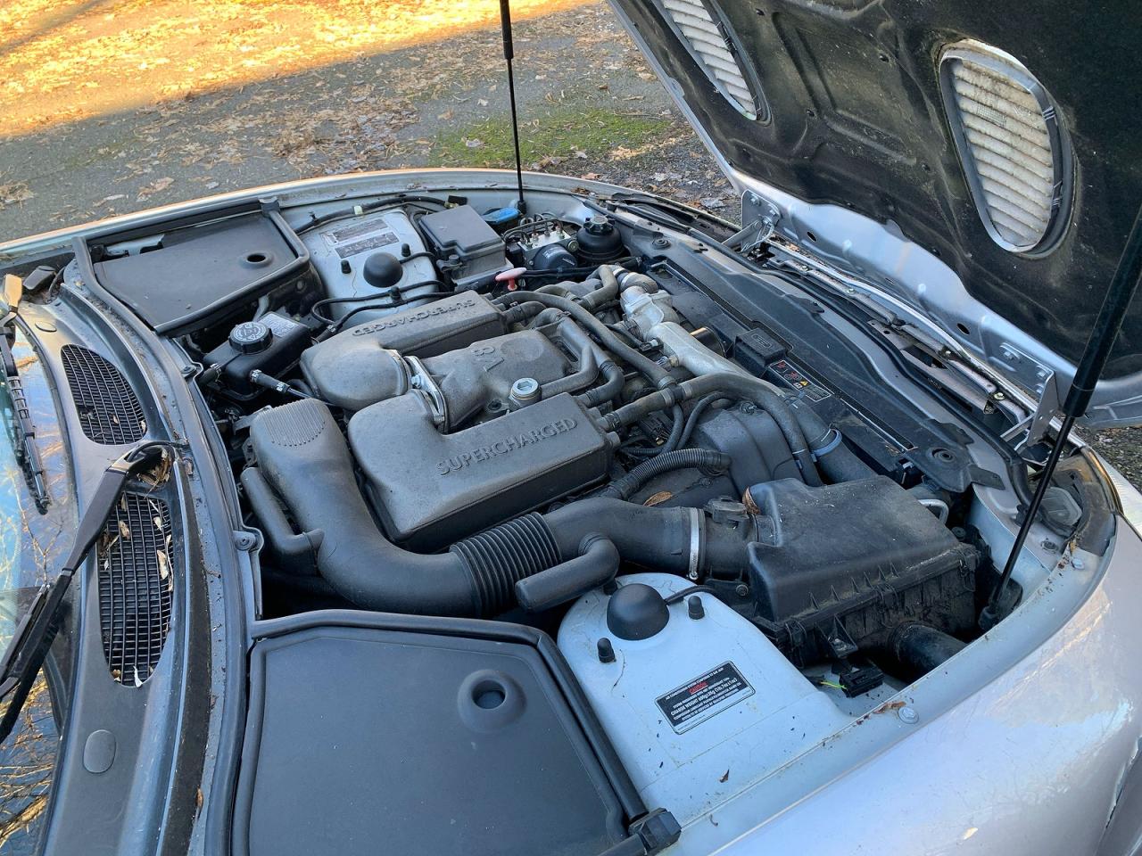 2001 Jaguar Xkr Silver vin: SAJDA41B11PA18414
