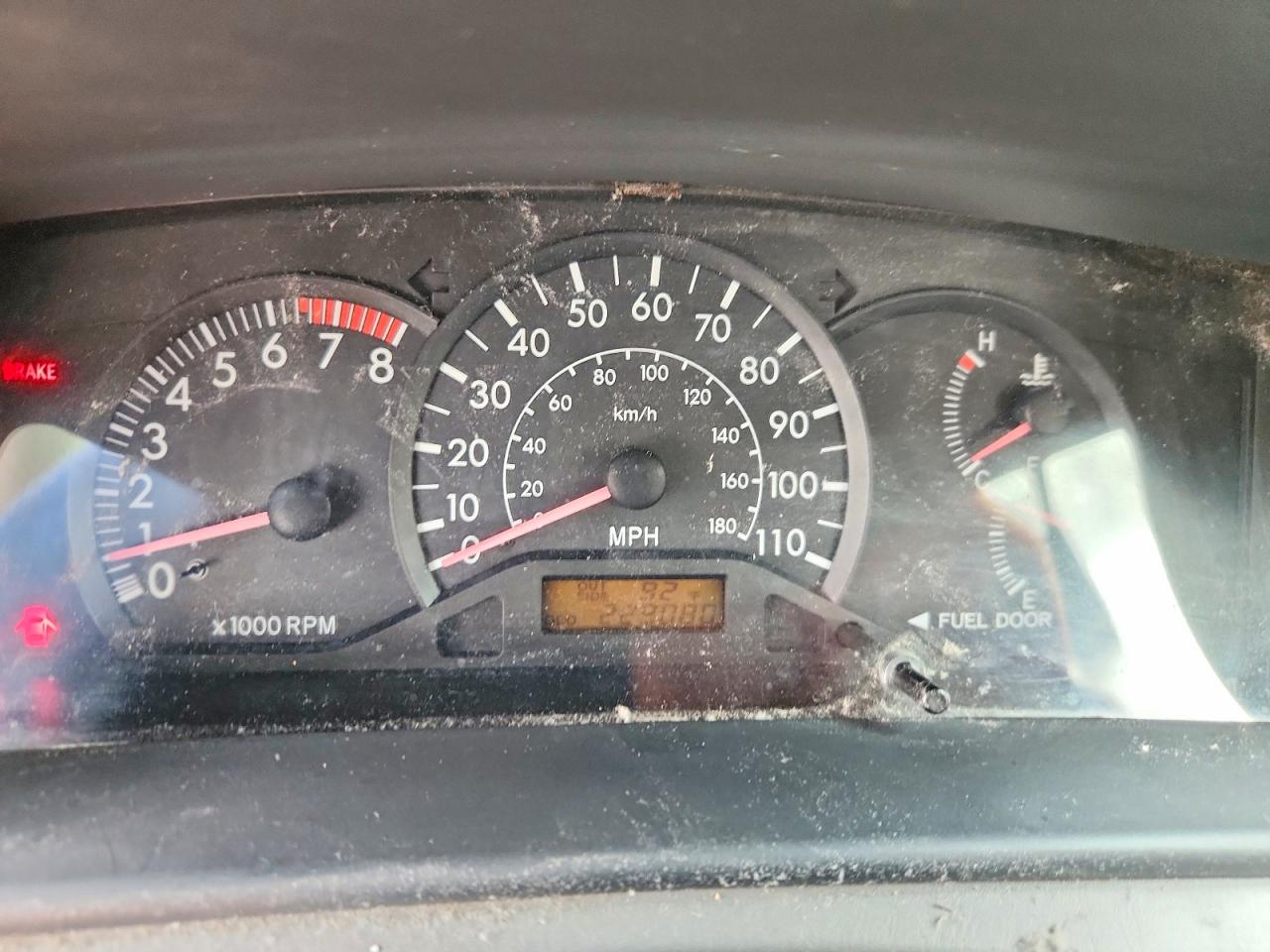 2004 Toyota Corolla Ce Silver vin: 1NXBR32E44Z307500