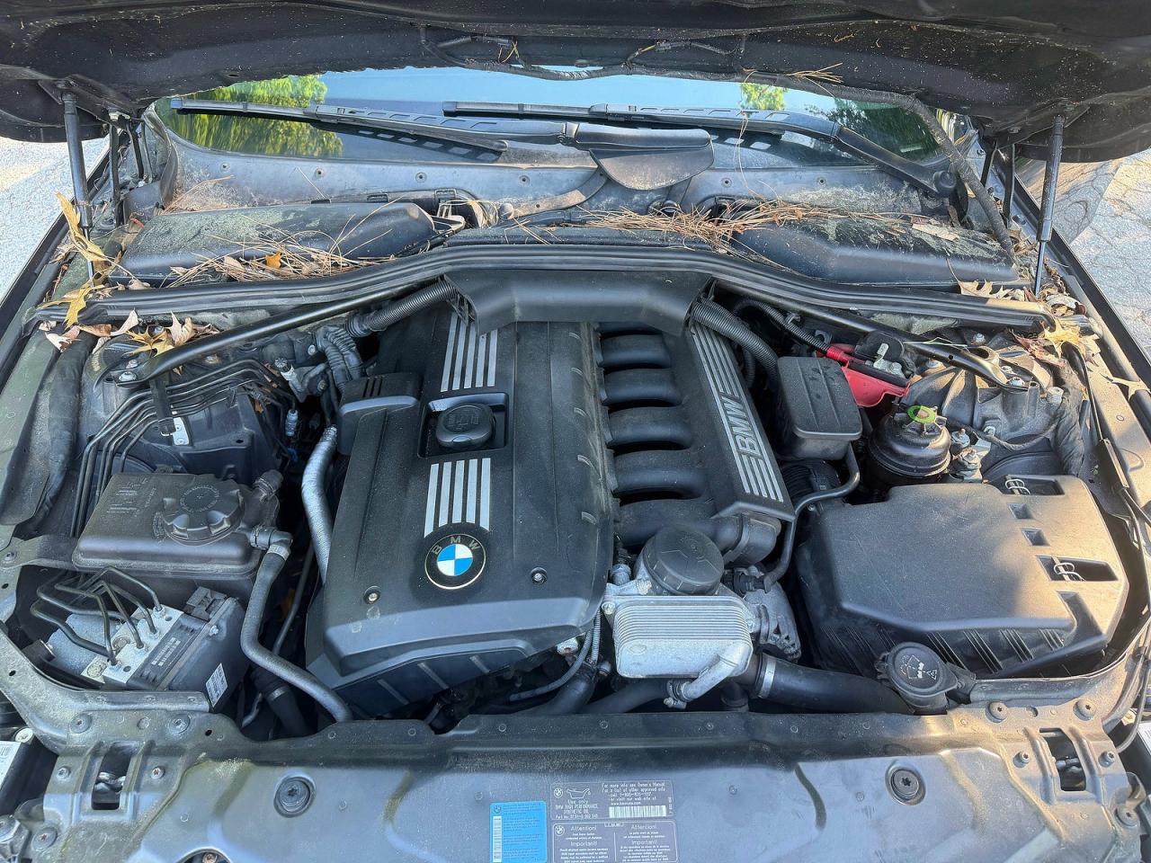 2010 Bmw 528 Xi Black vin: WBANV1C50AC159960
