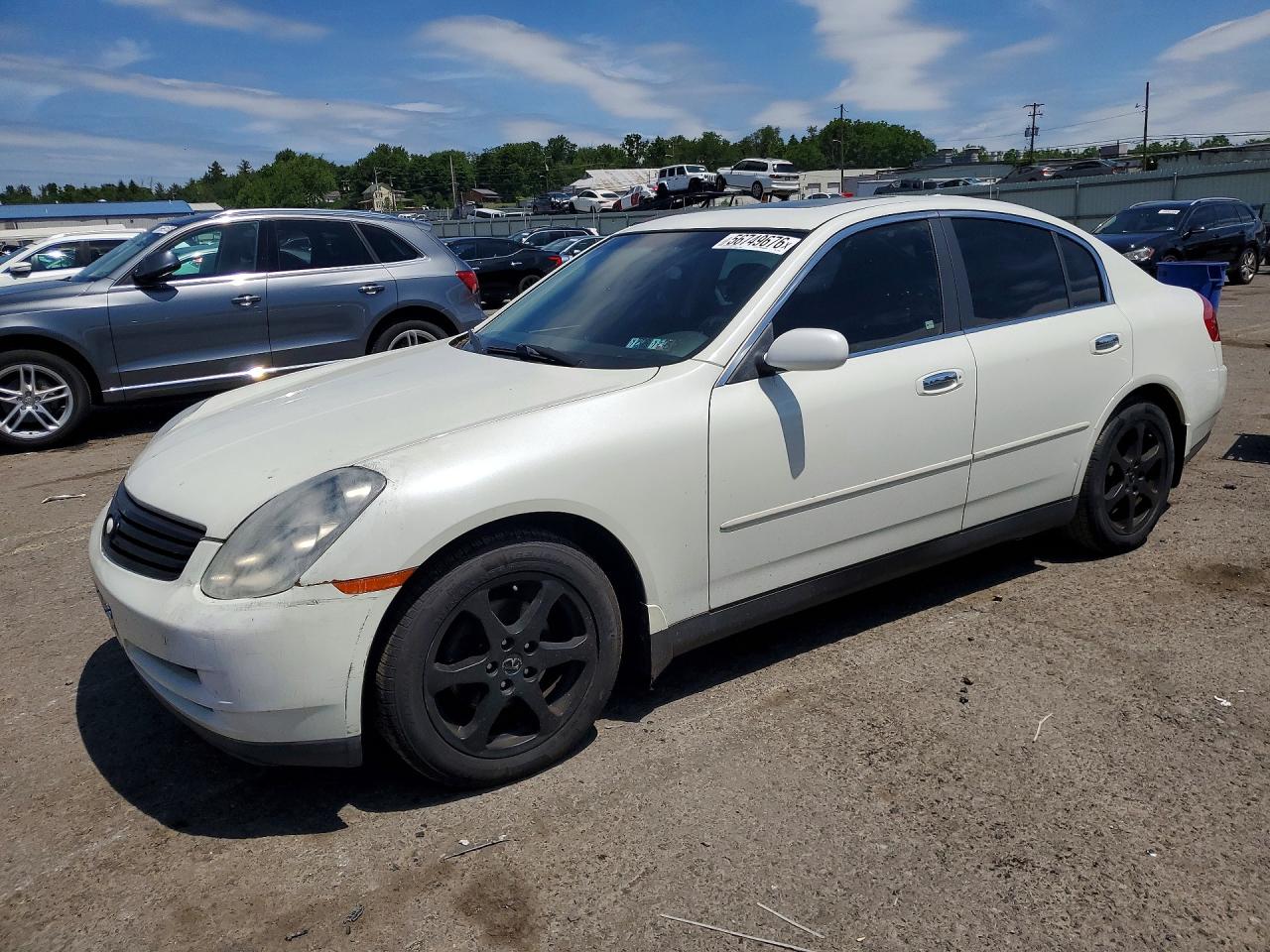 2004 Infiniti G35 Base Белый vin: JNKCV51F94M718464