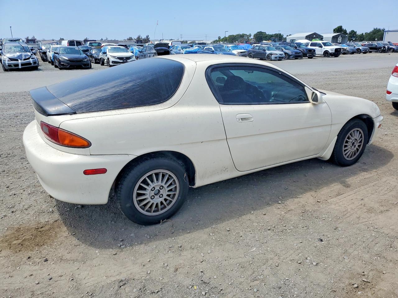 1995 Mazda Mx-3 Base White vin: JM1EC4354S0400285