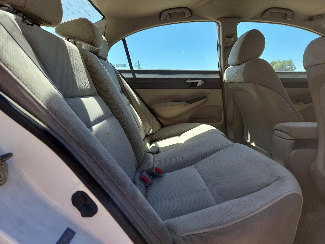 2009 Honda Civic Lx White vin: 1HGFA16509L000903