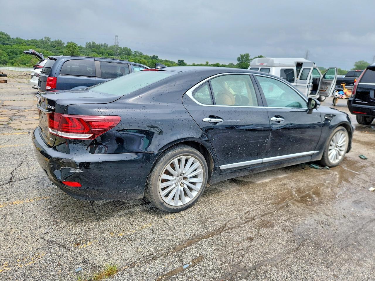 2014 Lexus Ls 460 Черный vin: JTHCL5EF9E5022098