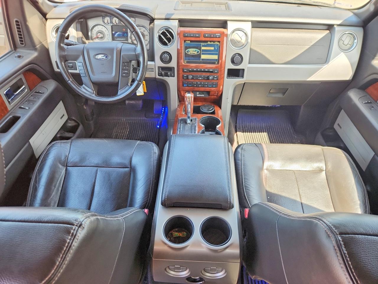 2009 Ford F150 Supercrew Красный vin: 1FTPW14V39KB67107