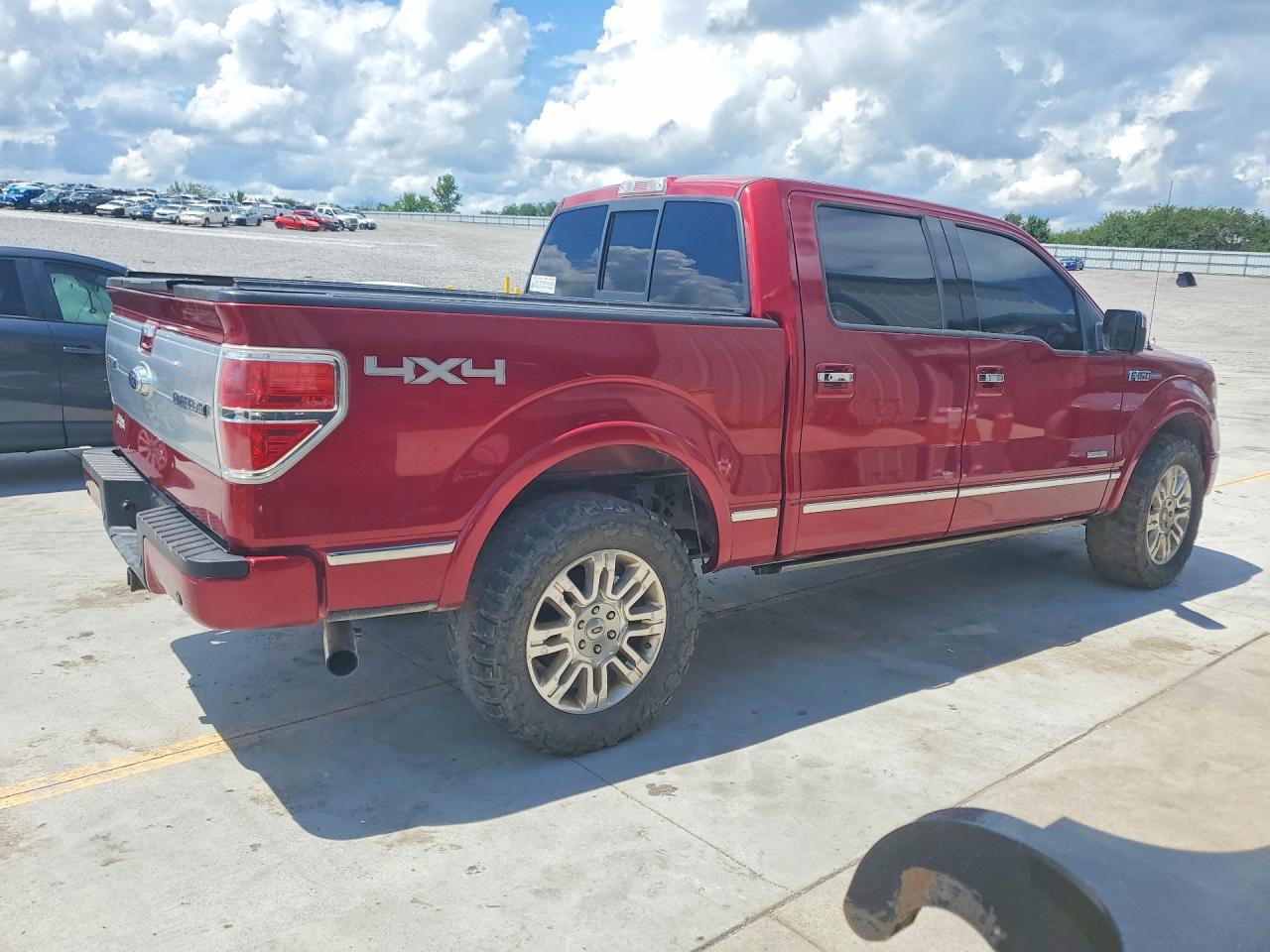 2014 Ford F150 Supercrew Red vin: 1FTFW1ET8EFA10099