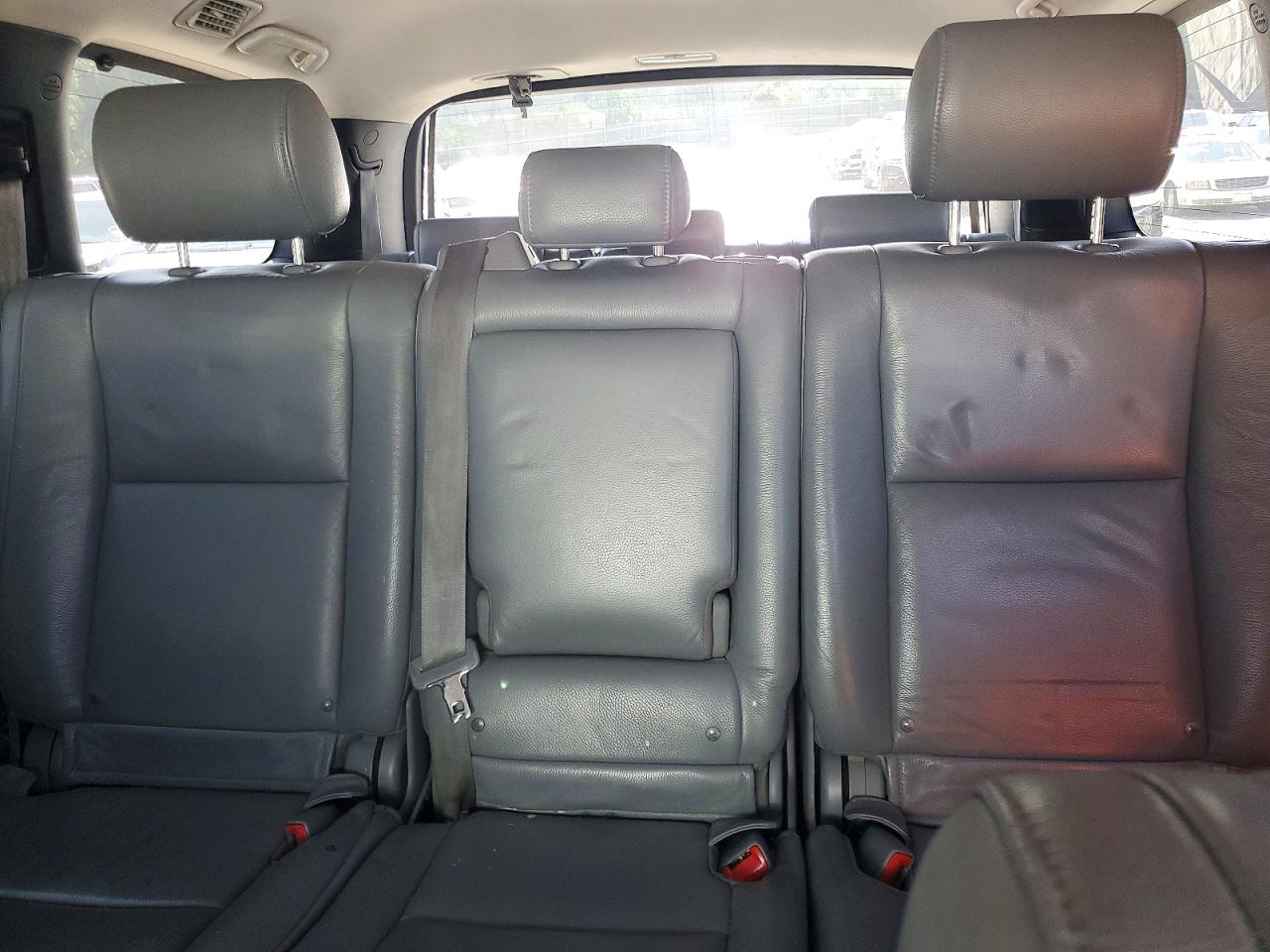 2010 Toyota Sequoia Limited Silver vin: 5TDJW5G1XAS026084