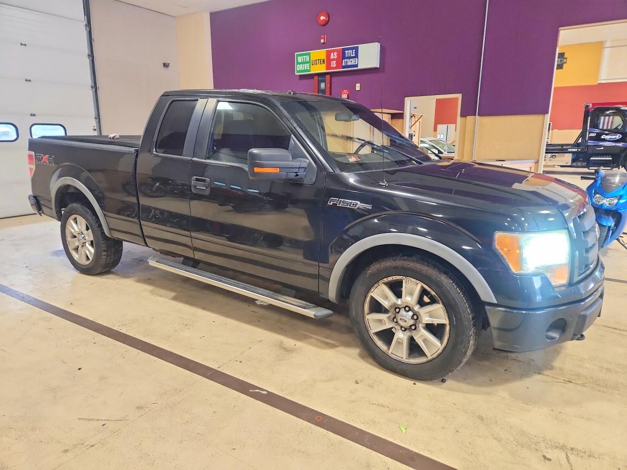 2010 Ford F150 Super Cab Black vin: 1FTFX1EV2AFC80437