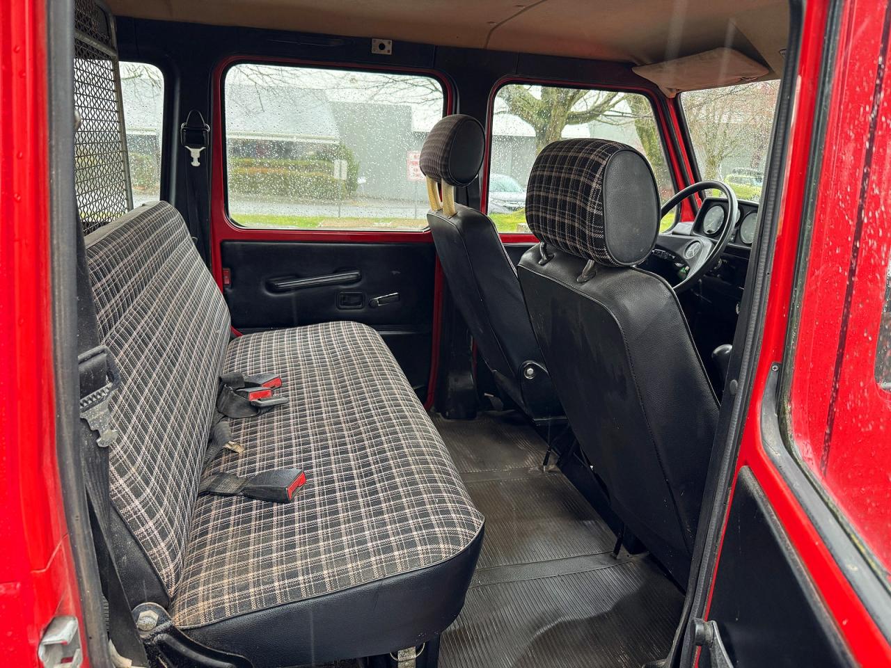 1982 Mercedes Benz 300 Red vin: 46023117014409