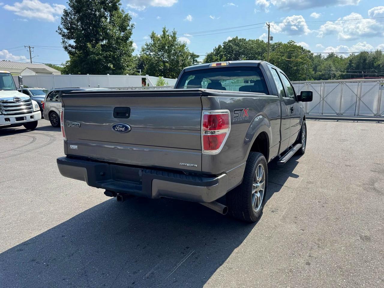 2014 Ford F150 Super Cab Gray vin: 1FTFX1EF0EFB91867