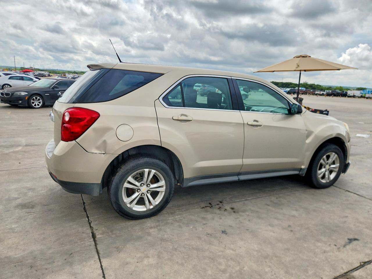2012 Chevrolet Equinox Ls Beige vin: 2GNALBEK3C1310919