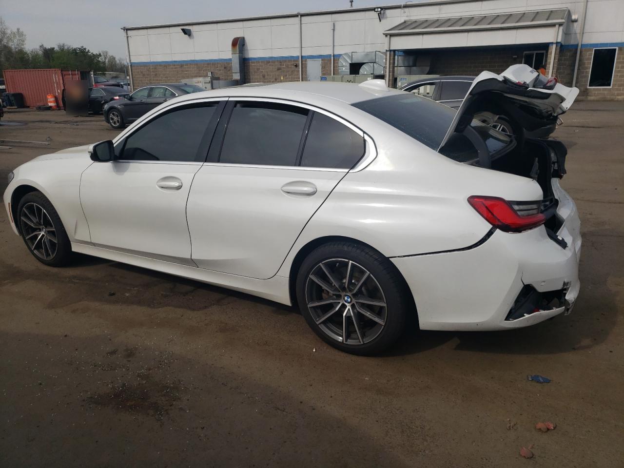 2021 Bmw 330xi    White vin: 3MW5R7J06M8B63280