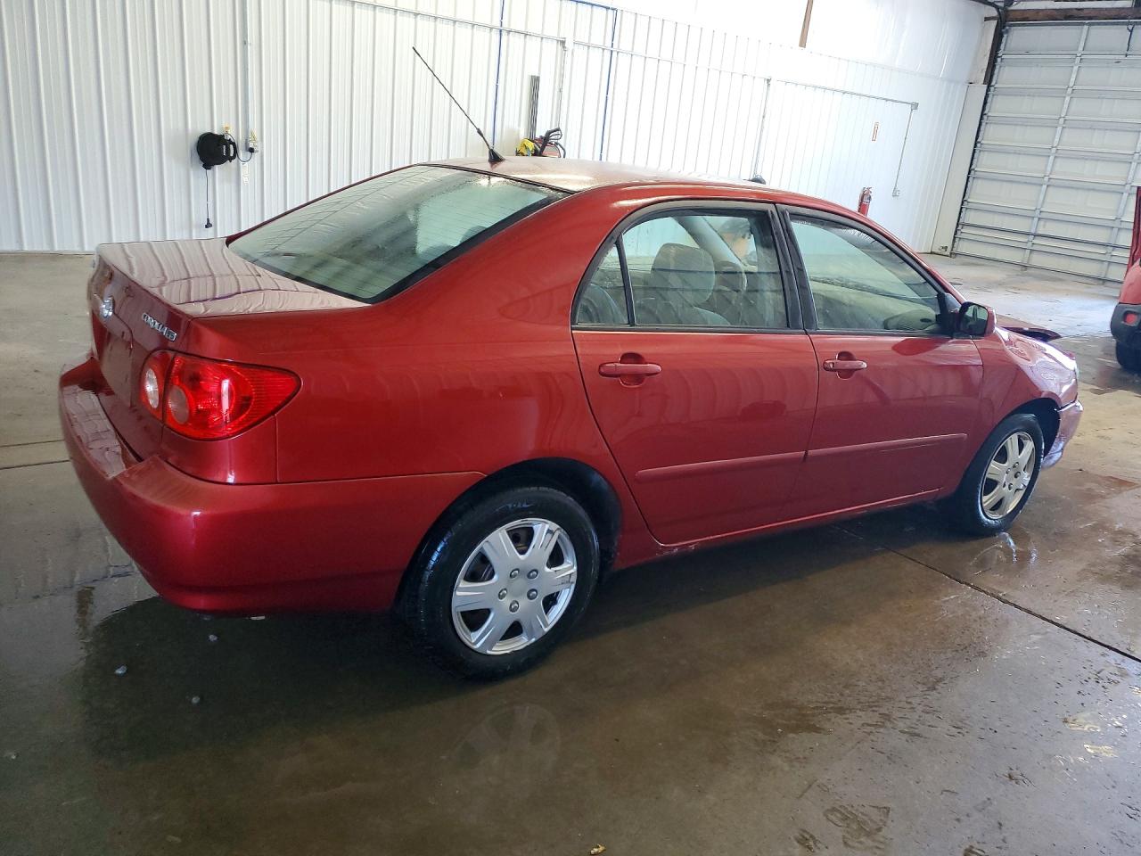 2007 Toyota Corolla Le Red vin: 2T1BR32E47C853946