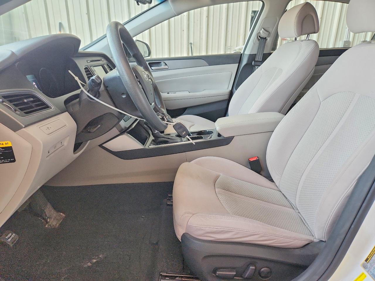 2015 Hyundai Sonata Se White vin: 5NPE24AF8FH188434