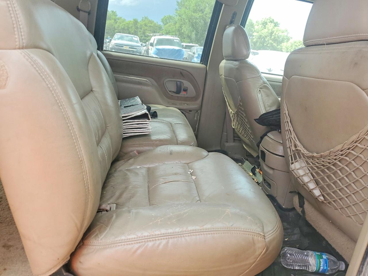 1998 Chevrolet Suburban K1500 Green vin: 3GNFK16R6WG102673