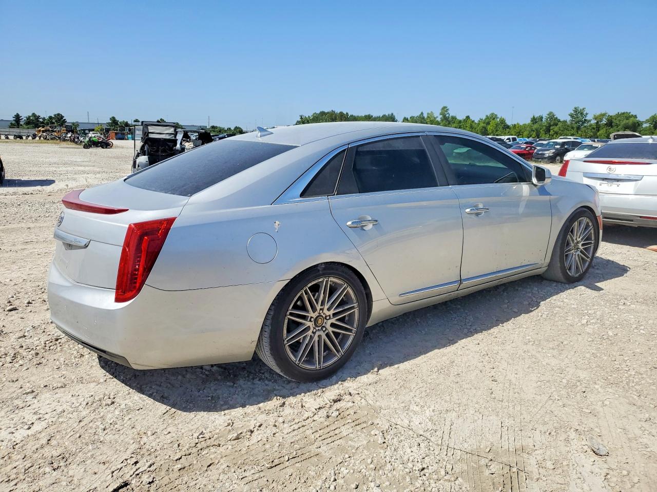 2014 Cadillac Xts Серебряный vin: 2G61L5S30E9289400