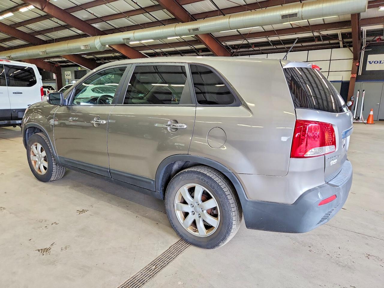 2013 Kia Sorento Lx Gray vin: 5XYKT3A19DG355290