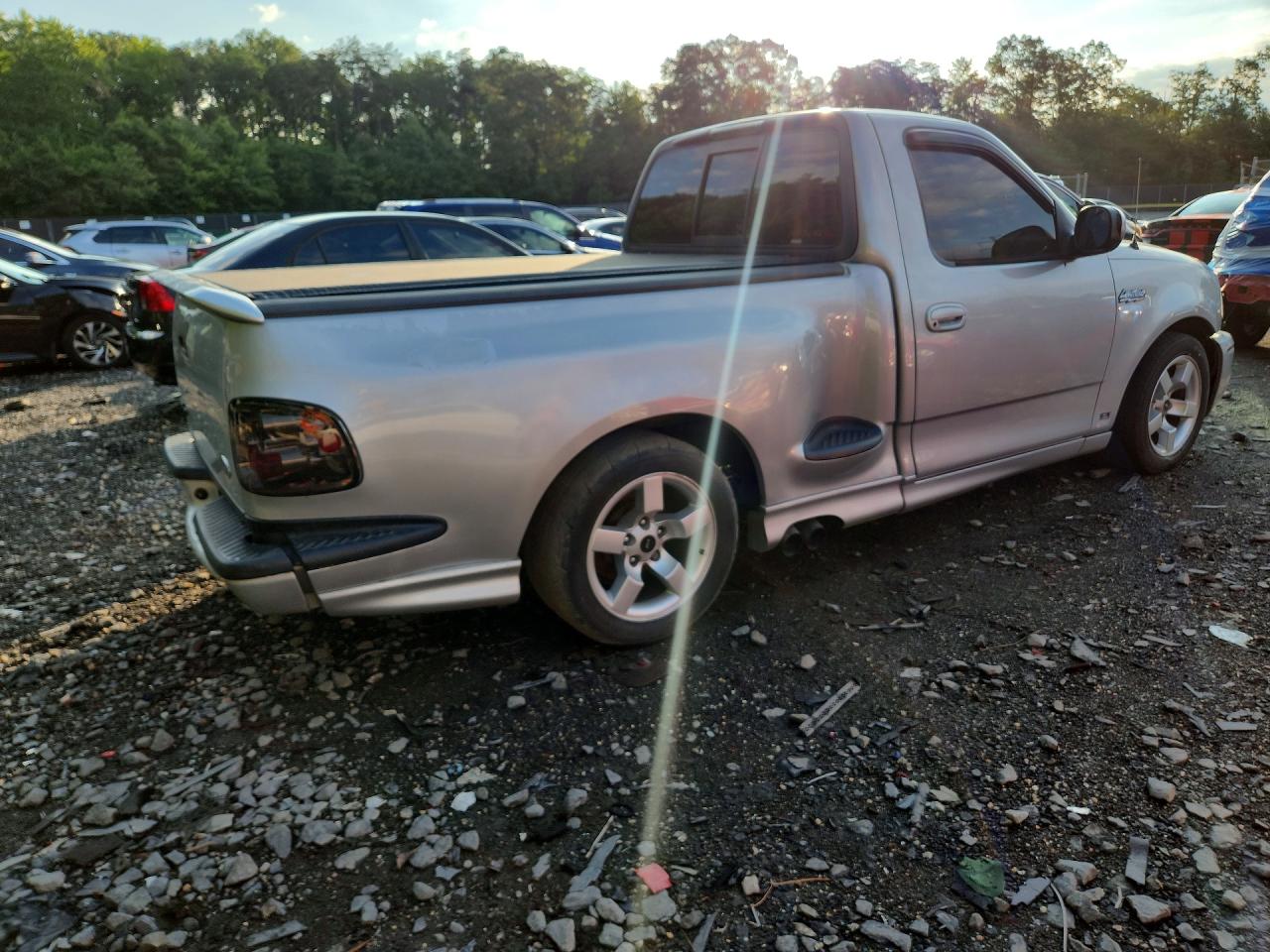 2001 Ford F150 Svt Lightning Silver vin: 2FTZF073X1CA86336