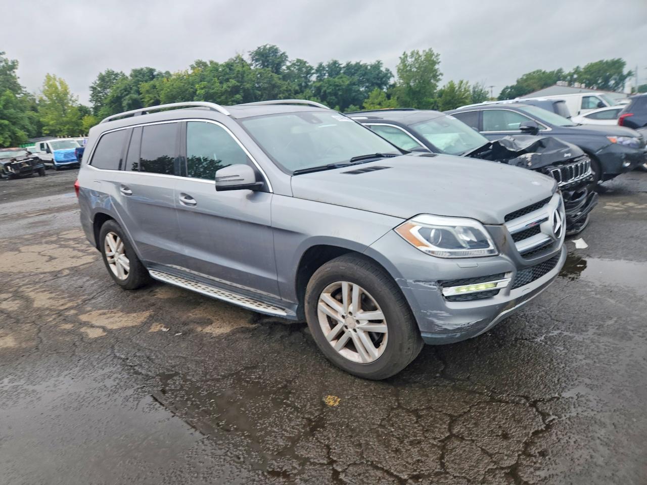 2014 Mercedes-benz Gl 450 4matic Silver vin: 4JGDF7CE1EA427751
