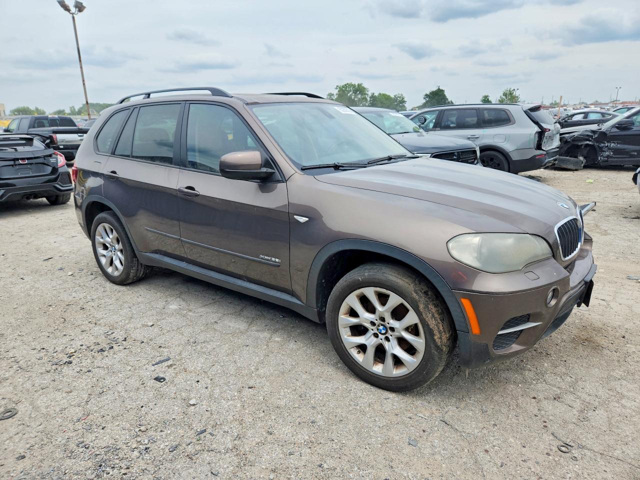 2011 Bmw X5 Xdrive35i Brown vin: 5UXZV4C59BL414434