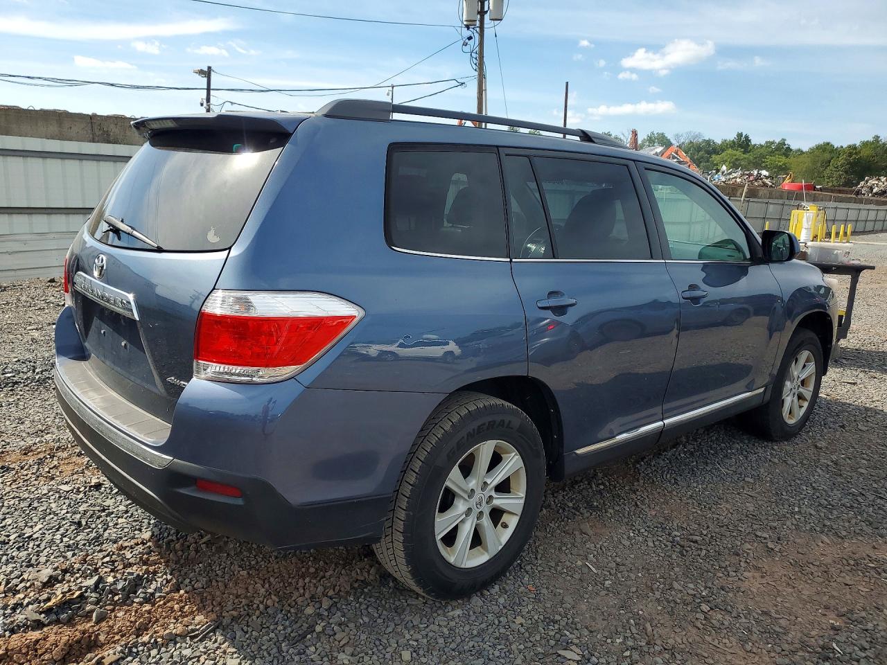 2013 Toyota Highlander Se Blue vin: 5TDBK3EH3DS197915