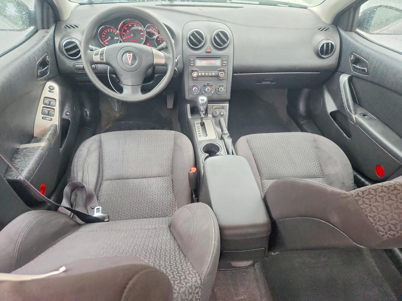 2007 Pontiac G6 Base Silver vin: 1G2ZG58B074225130