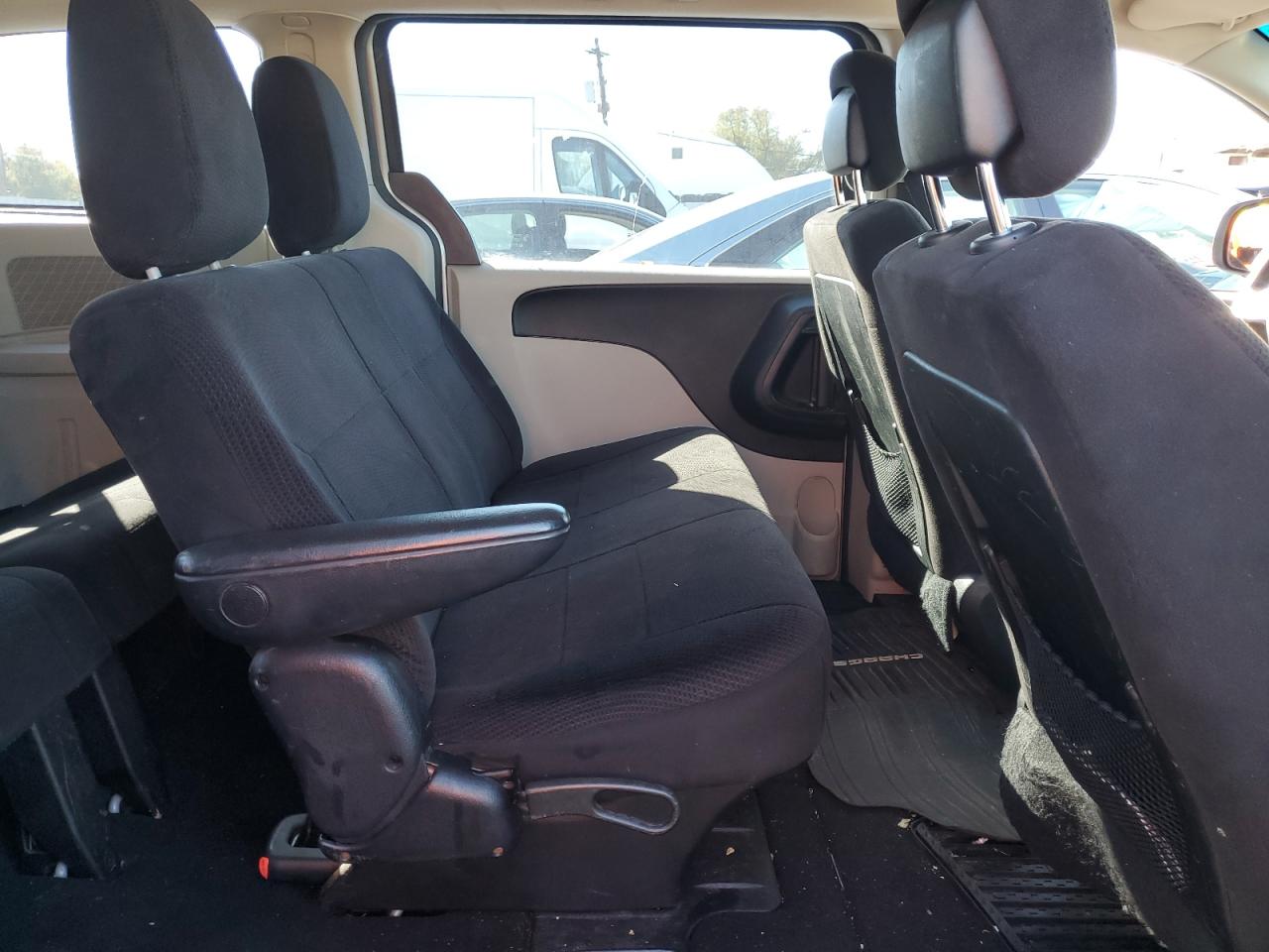 2014 Dodge Grand Caravan Se Silver vin: 2C4RDGBG5ER103734