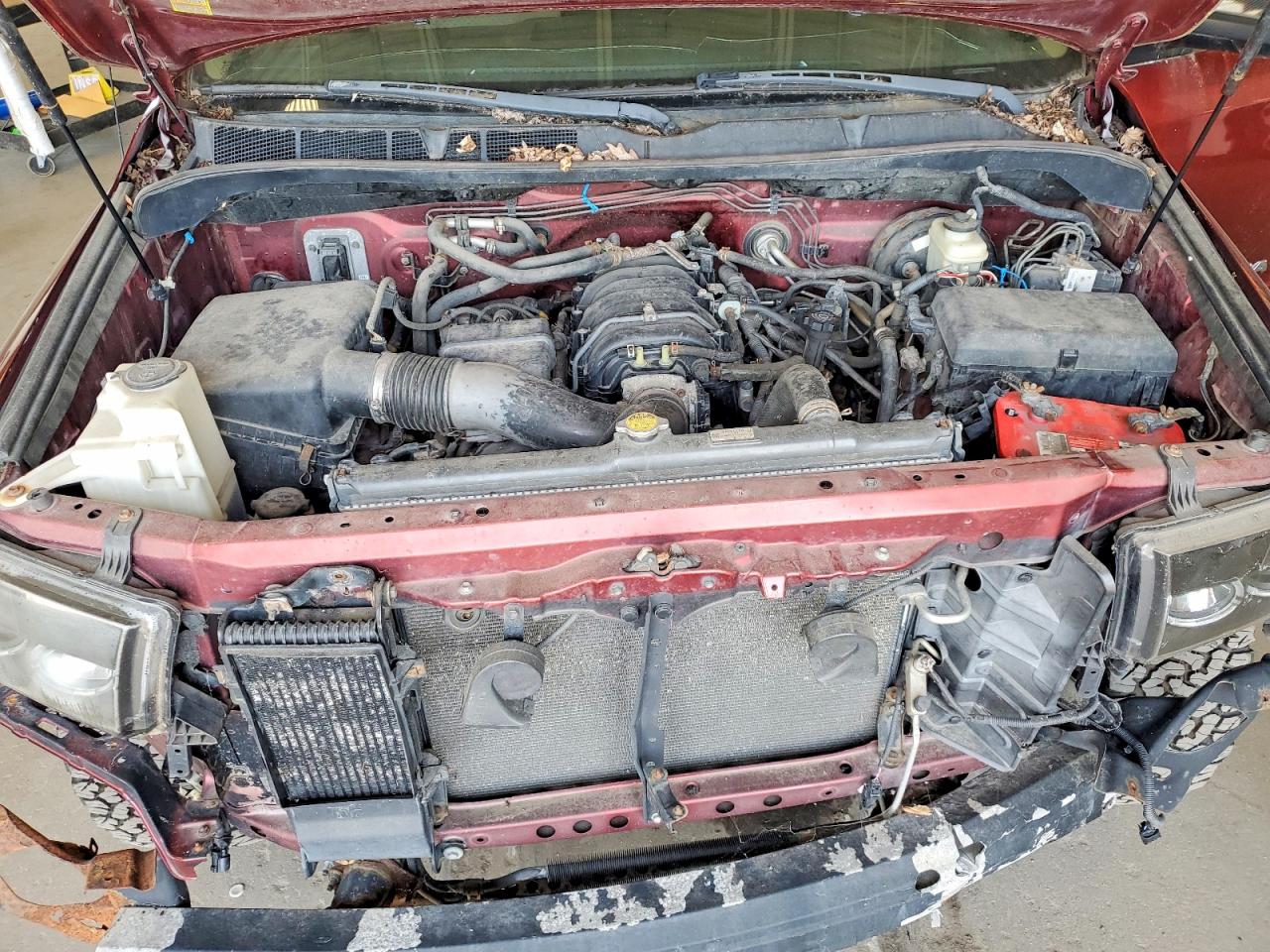 2007 Toyota Tundra Sr5 Burgundy vin: 5TFBT54157X006099