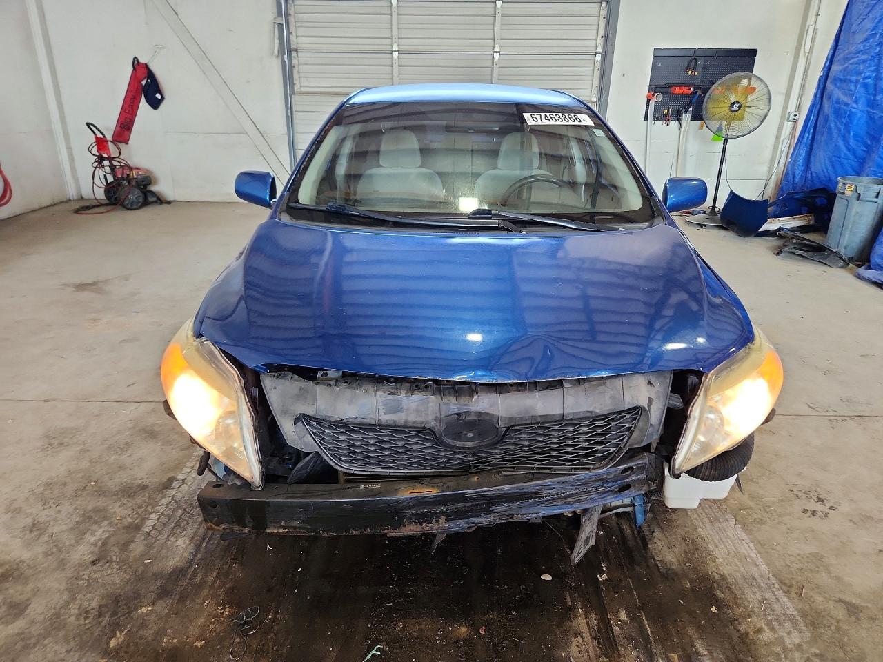 2009 Toyota Corolla Le Blue vin: JTDBL40E39J031687