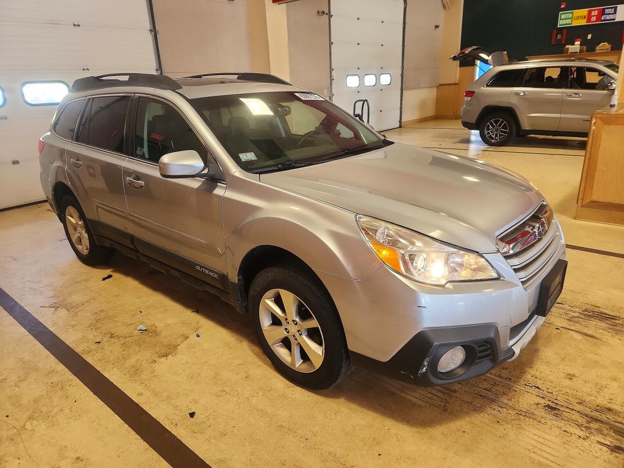2013 Subaru Outback 2.5i Limited Серебряный vin: 4S4BRBKC1D3244404