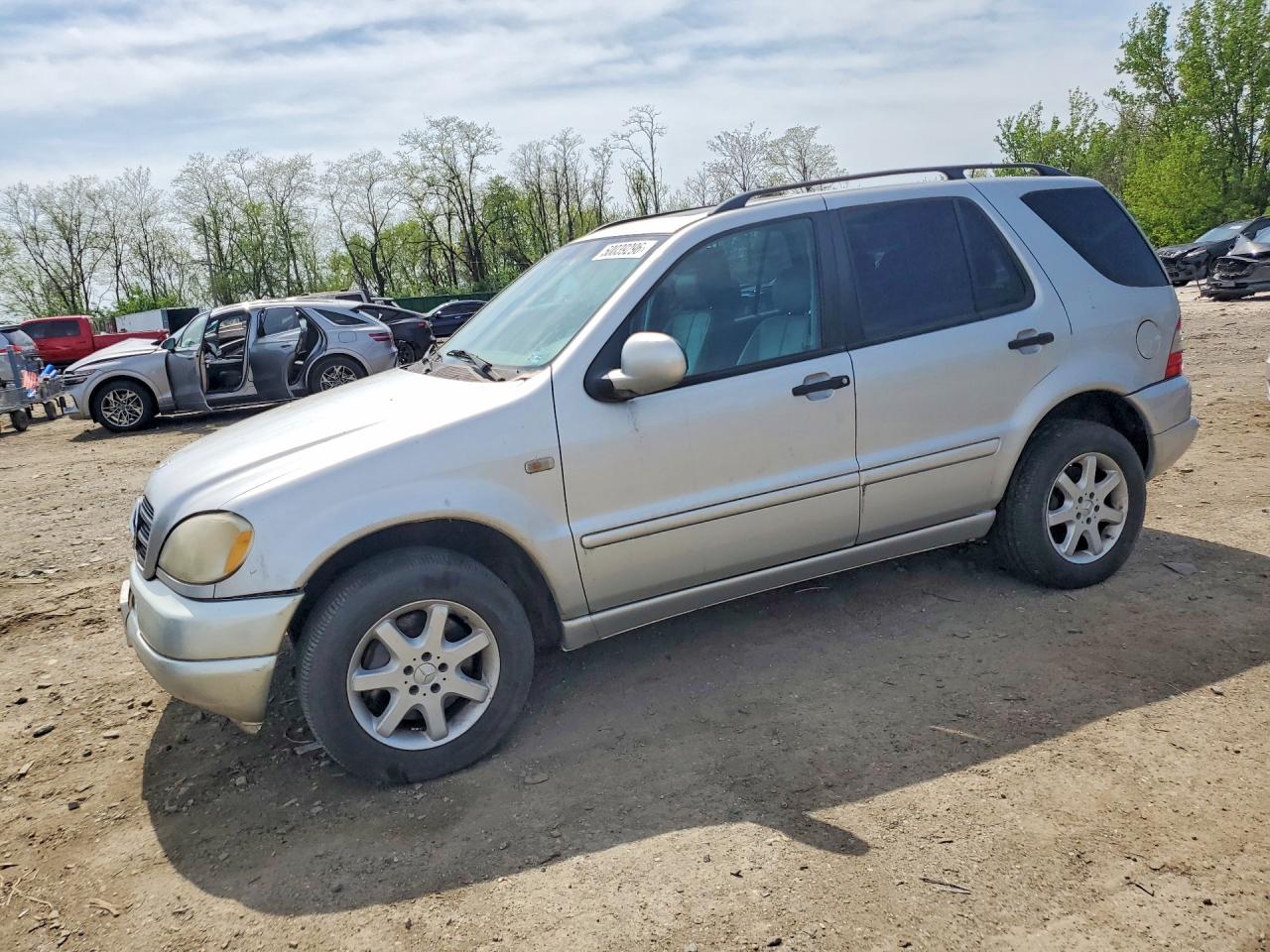 2000 Mercedes-benz Ml430 Silver vin: 4JGAB72E8YA189188