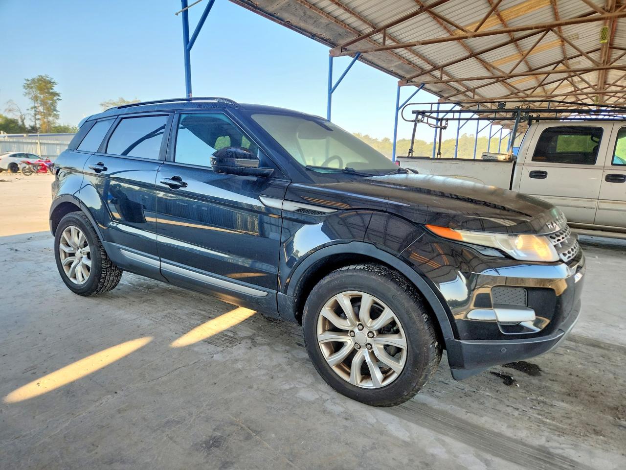 2014 Land Rover Range Rover Evoque Pure Black vin: SALVN2BGXEH904971