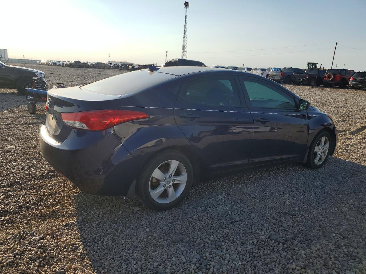 2013 Hyundai Elantra Gls Blue vin: 5NPDH4AE0DH436366