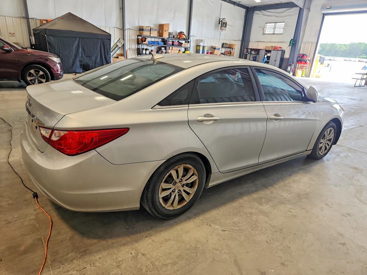 2011 Hyundai Sonata Gls Silver vin: 5NPEB4AC1BH005908